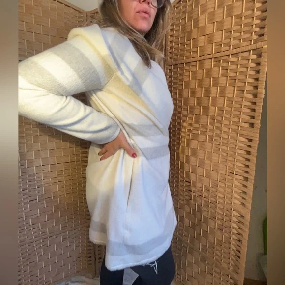 Lovestitch Wool Blend Hooded Coat - Picture 4 of 12